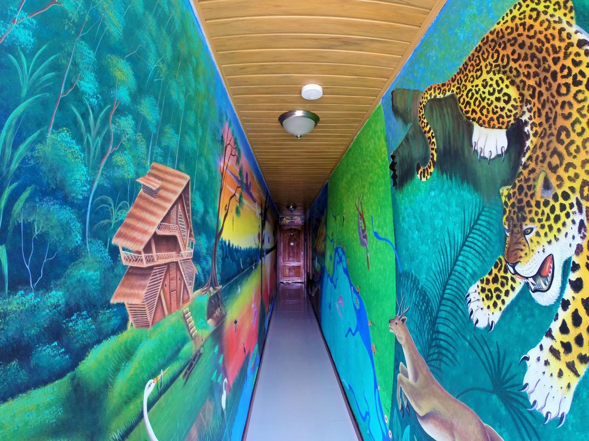 Hostal La Esperanza Летисия Экстерьер фото