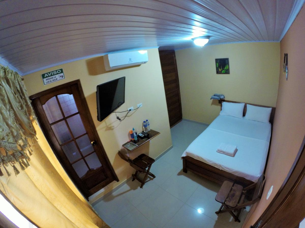 Hostal La Esperanza Летисия Экстерьер фото